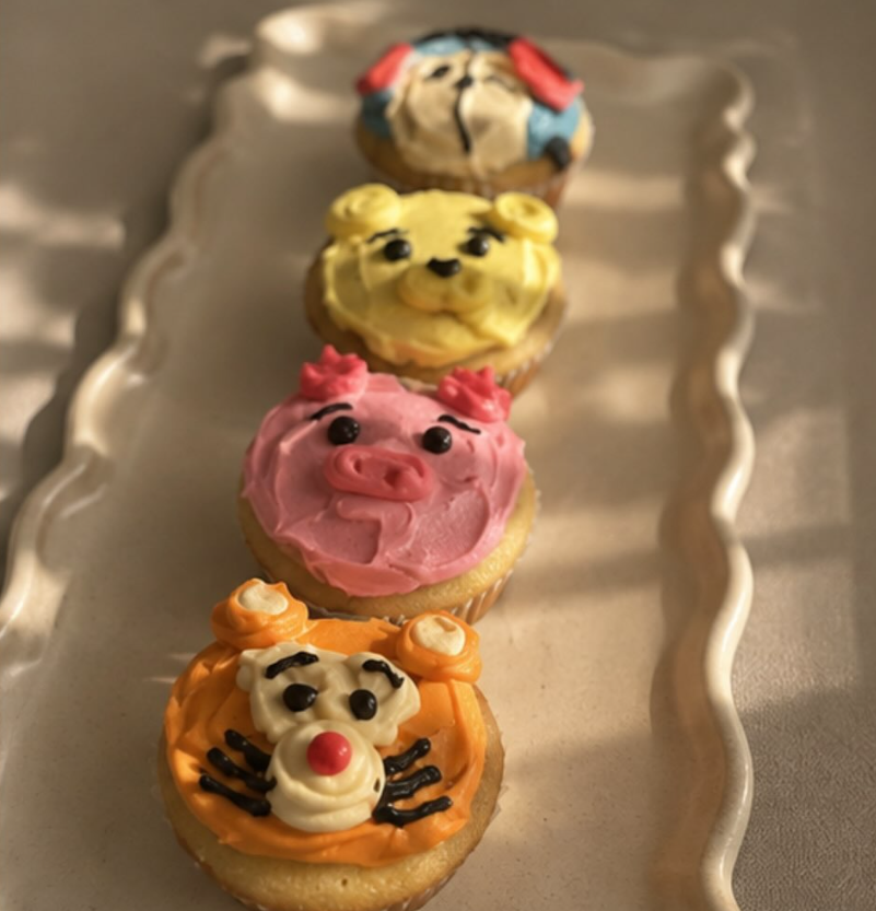 Character cupcakes